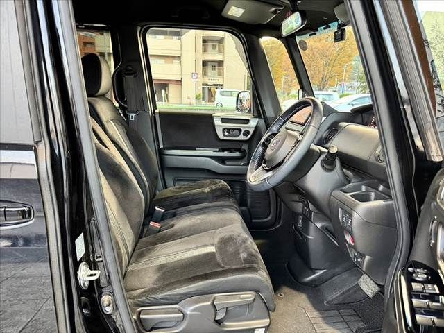 HONDA N BOX CUSTOM 2022