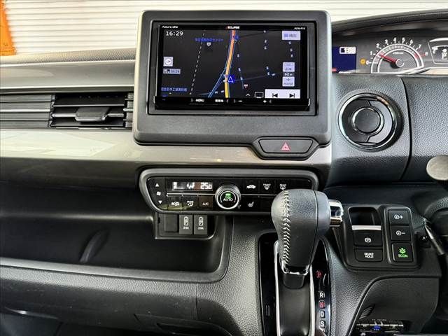 HONDA N BOX CUSTOM 2022