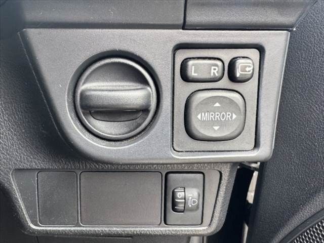 TOYOTA COROLLA FIELDER 2016