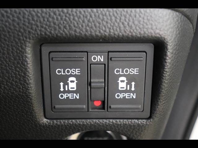 HONDA N BOX CUSTOM 2021