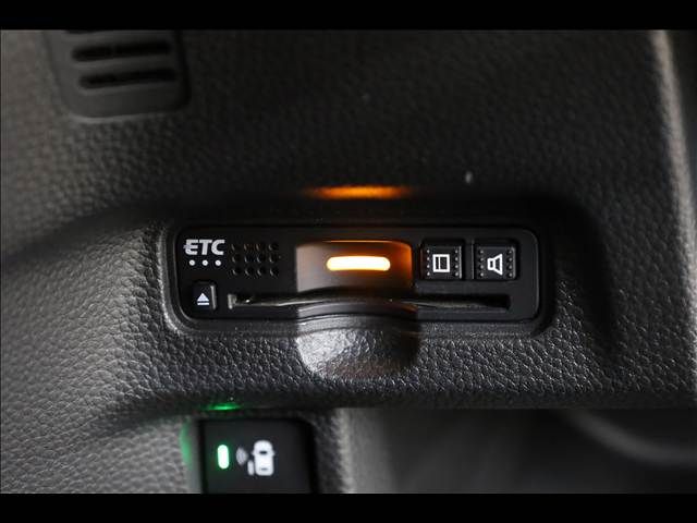 HONDA N BOX CUSTOM 4WD 2017