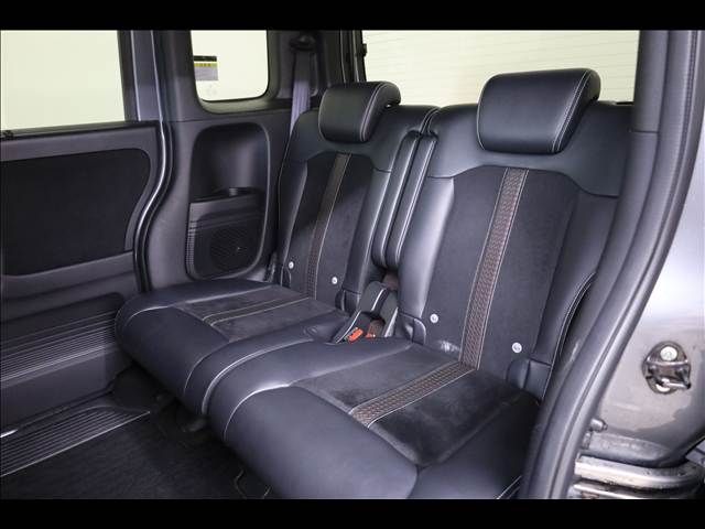 HONDA N BOX CUSTOM 4WD 2017