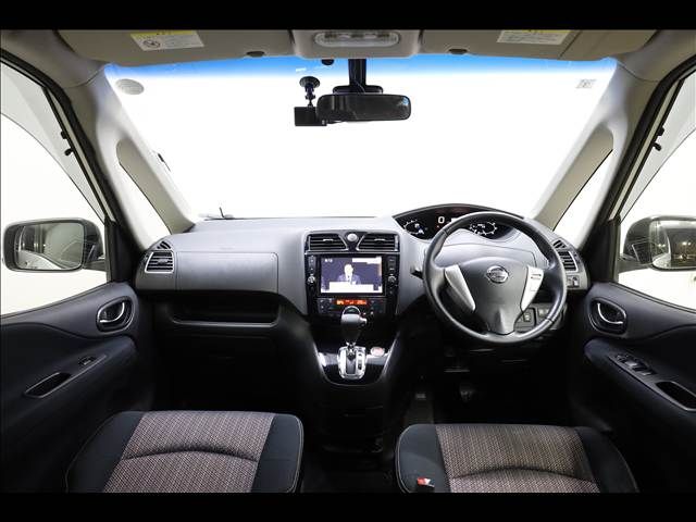 NISSAN SERENA  WG 2014