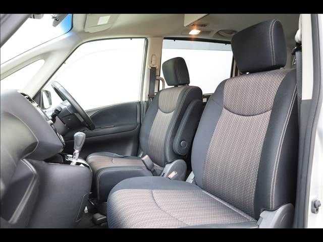 NISSAN SERENA  WG 2014