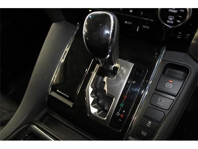 TOYOTA VELLFIRE 2015