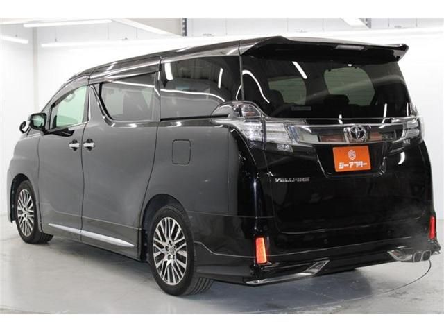 TOYOTA VELLFIRE 2015