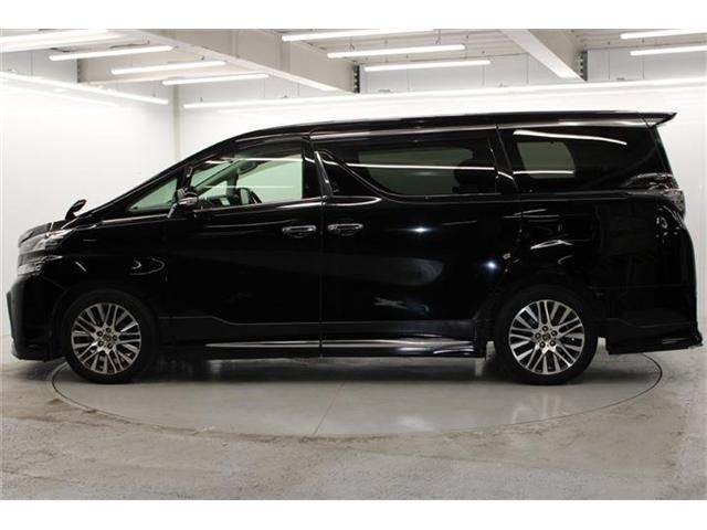 TOYOTA VELLFIRE 2015