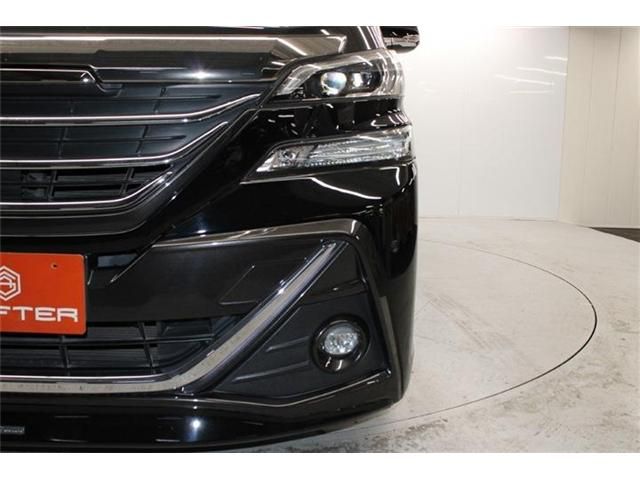 TOYOTA VELLFIRE 2015