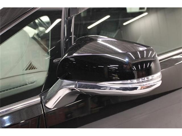 TOYOTA VELLFIRE 2015