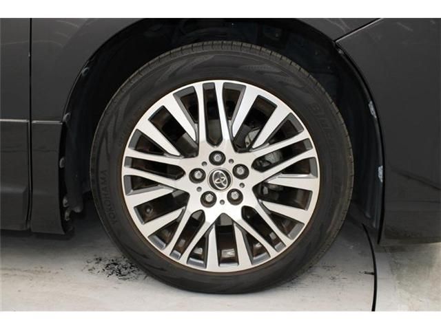 TOYOTA VELLFIRE 2015