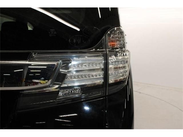 TOYOTA VELLFIRE 2015