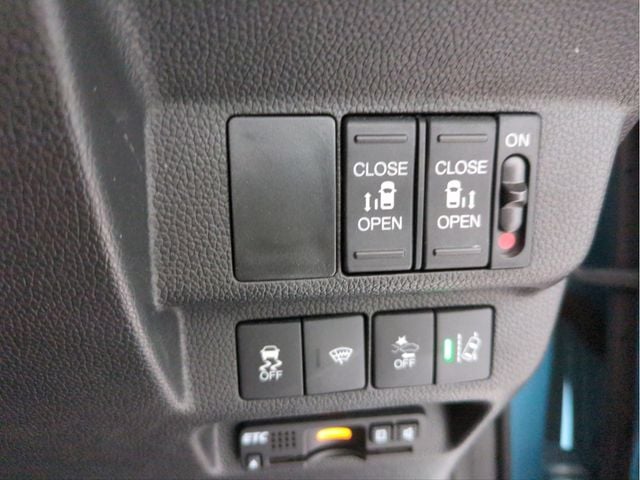 HONDA FREED plus 2016