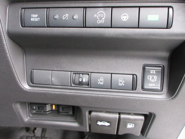 NISSAN SERENA  WG 4WD 2023