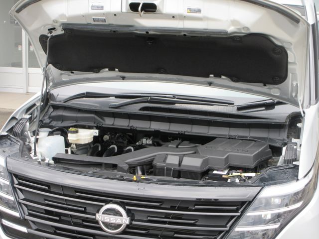 NISSAN SERENA  WG 4WD 2023