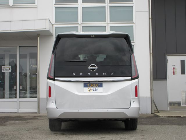 NISSAN SERENA  WG 4WD 2023