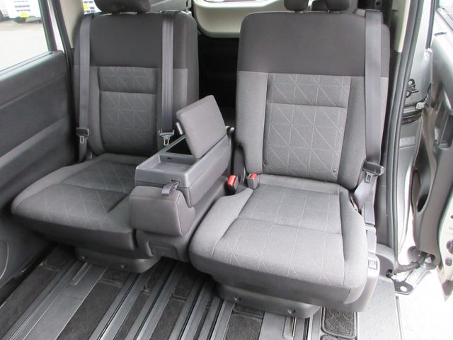 NISSAN SERENA  WG 4WD 2023