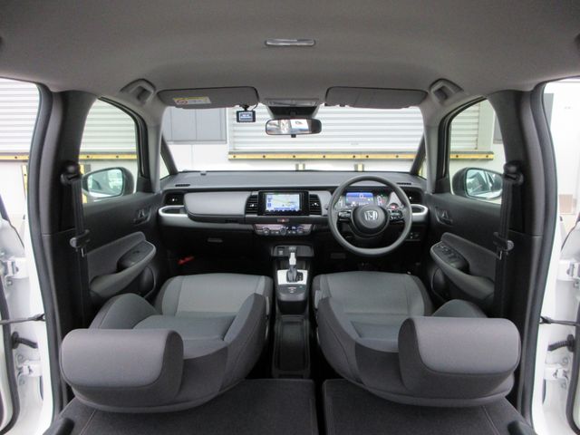 HONDA FIT e:HEV 4WD 2023