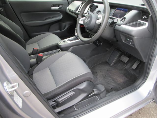 HONDA FIT e:HEV 4WD 2020