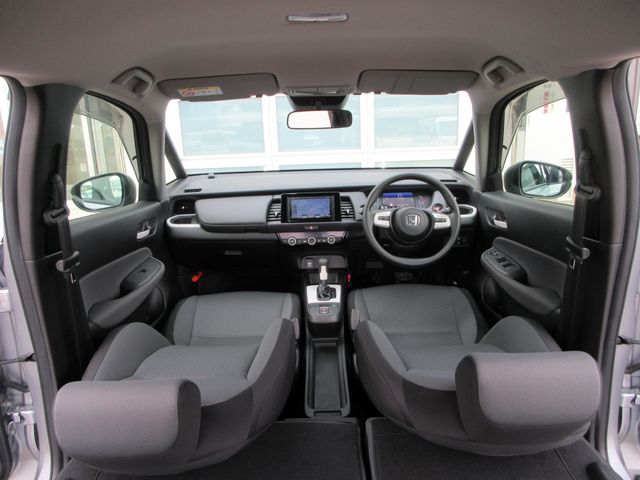 HONDA FIT e:HEV 4WD 2020