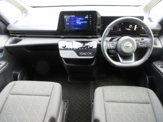 NISSAN SERENA  WG 4WD 2023