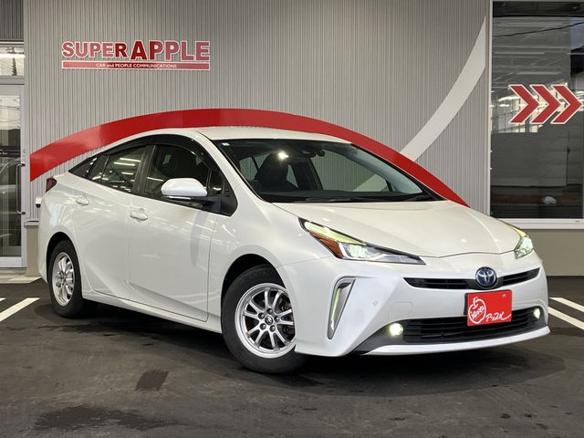 TOYOTA PRIUS 4WD 2020