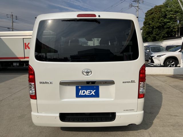 TOYOTA HIACE van 4WD 2025