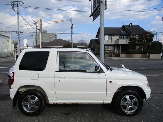 MITSUBISHI PAJERO MINI 4WD 2005