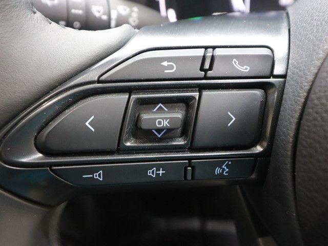 TOYOTA SIENTA HYBRID 2022