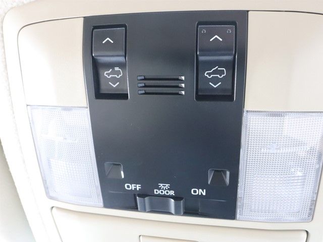 TOYOTA LANDCRUISER PRADO 2022