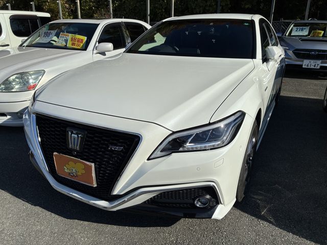 TOYOTA CROWN sedan hybrid 4WD 2018