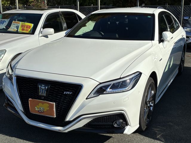 TOYOTA CROWN sedan hybrid 4WD 2018