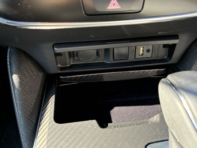 TOYOTA CROWN sedan hybrid 4WD 2018