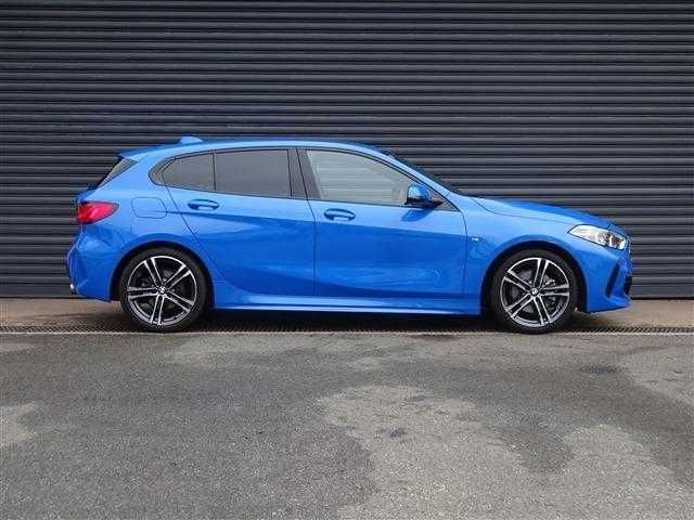 BMW BMW 1series 2021