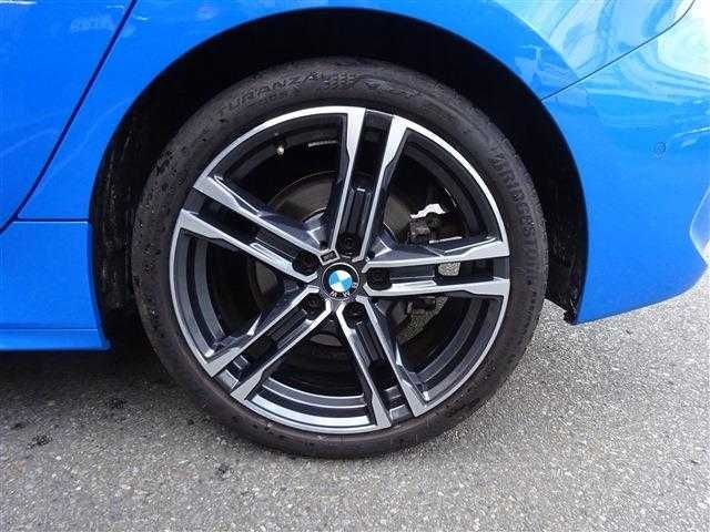 BMW BMW 1series 2021