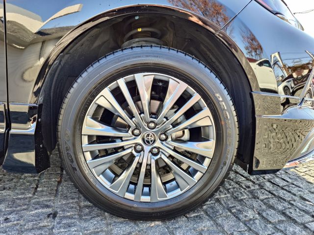 TOYOTA HARRIER HYBRID 2022