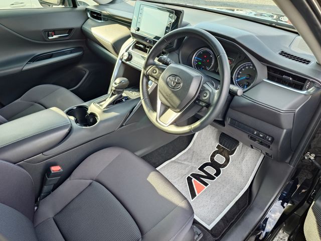 TOYOTA HARRIER HYBRID 2022