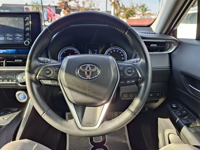 TOYOTA HARRIER HYBRID 2022