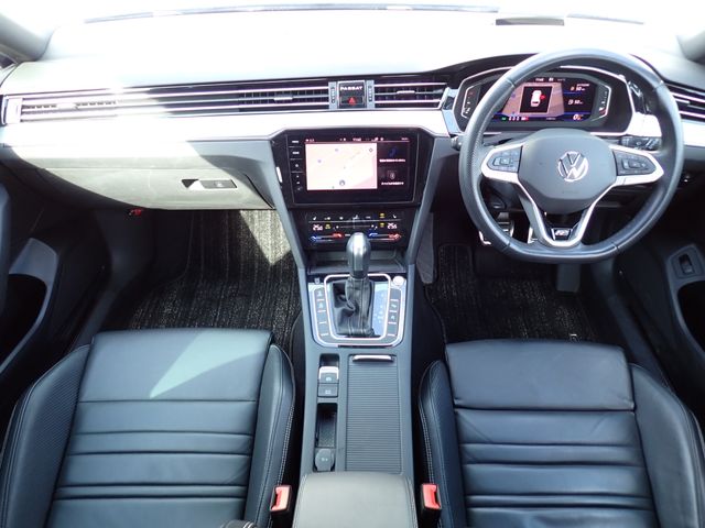 VOLKSWAGEN VOLKSWAGEN PASSAT VARIANT 2021