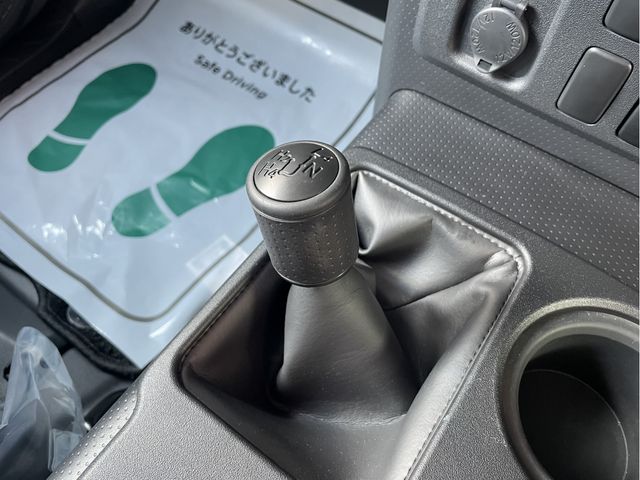 TOYOTA FJ CRUISER 4WD 2013