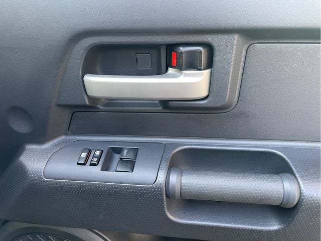 TOYOTA FJ CRUISER 4WD 2013