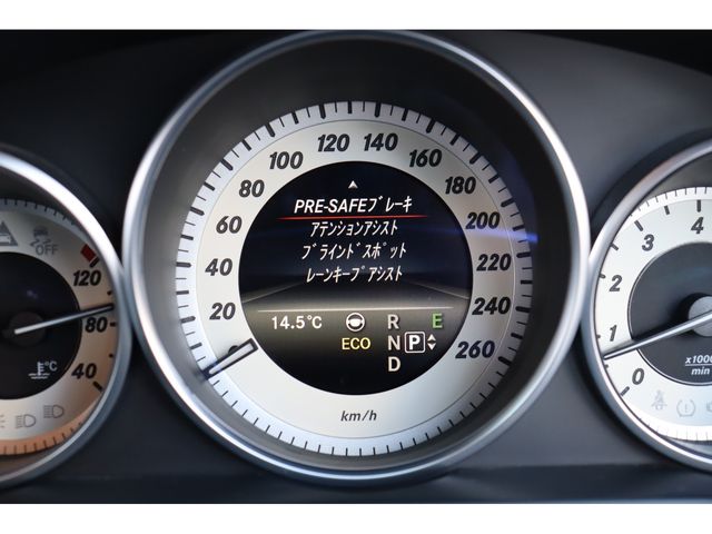 MERCEDES BENZ MERCEDES BENZ E class stationwagon 2014