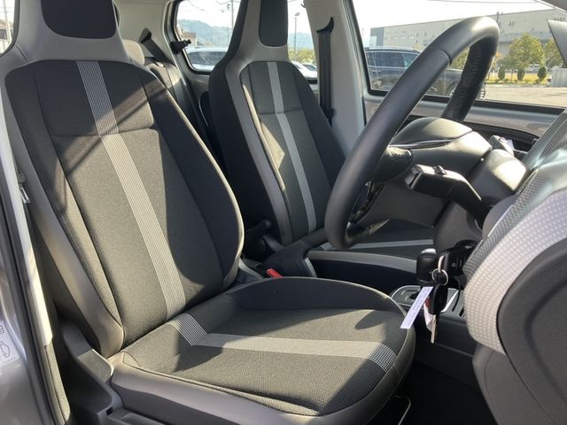 VOLKSWAGEN VOLKSWAGEN up! 2018