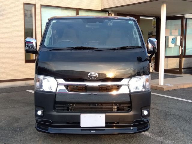 TOYOTA HIACE van 2WD 2022