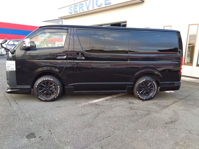 TOYOTA HIACE van 2WD 2022