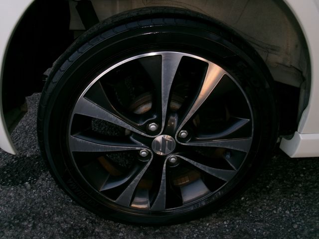 SUZUKI WAGON R STINGRAY 2013