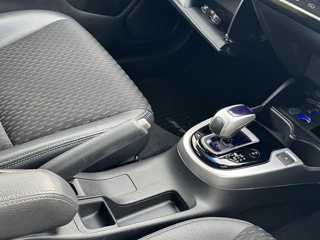 HONDA FIT HYBRID 2015