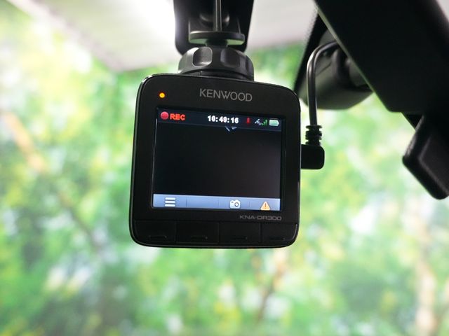 NISSAN SERENA  S-HYBRID 2012