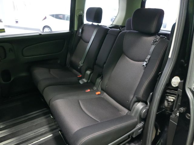 NISSAN SERENA  S-HYBRID 2012