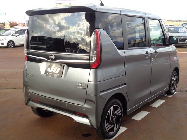 NISSAN ROOX 4WD 2023