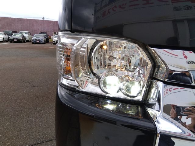 TOYOTA HIACE wagon 4WD 2024